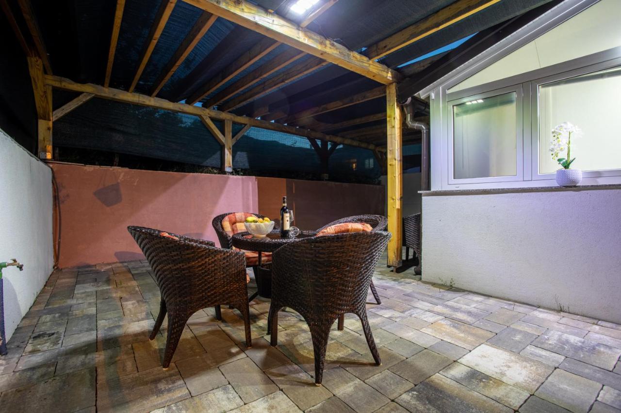 באסקה Apartments La Natalli מראה חיצוני תמונה